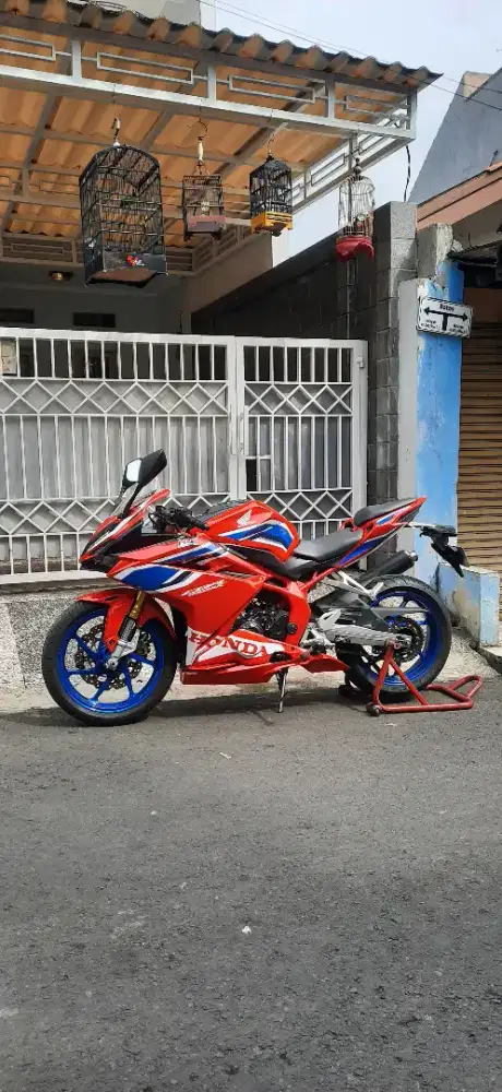 CBR 250RR ABS RED FRAME 2017