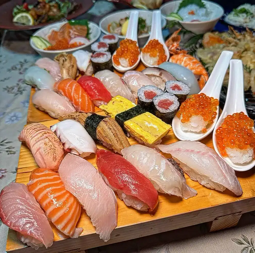 Butuh Kasir dan staff restoran  langsung kerja