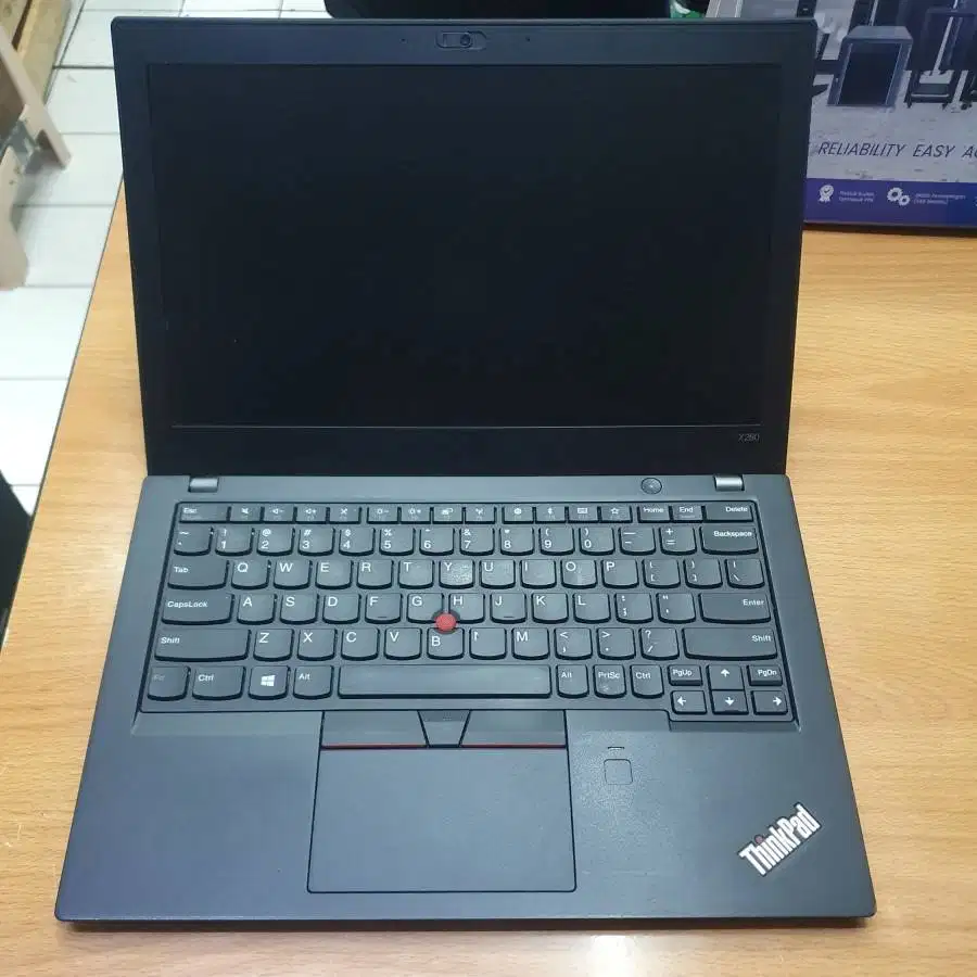 Laptop lenovo x280 core i5 gen 8 layar 13in slim ram 8/256gb D-MRG