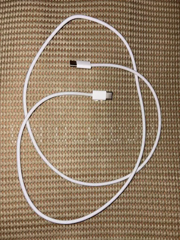 Dijual Kabel Data Type C to C  (material Braided Wire)