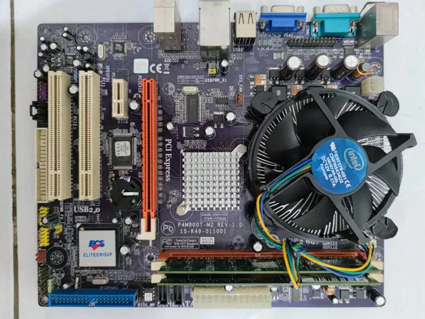 MB ECS P4M900T-M2 plus CPU Intel Dual Core E2160