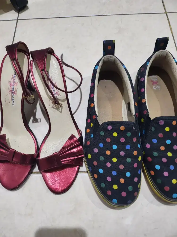 Dijual 2 pasang sepatu