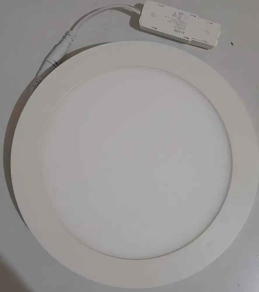 Lampu cafe resto LED OUT BOW Inlite 18w jumlah 6 pcs