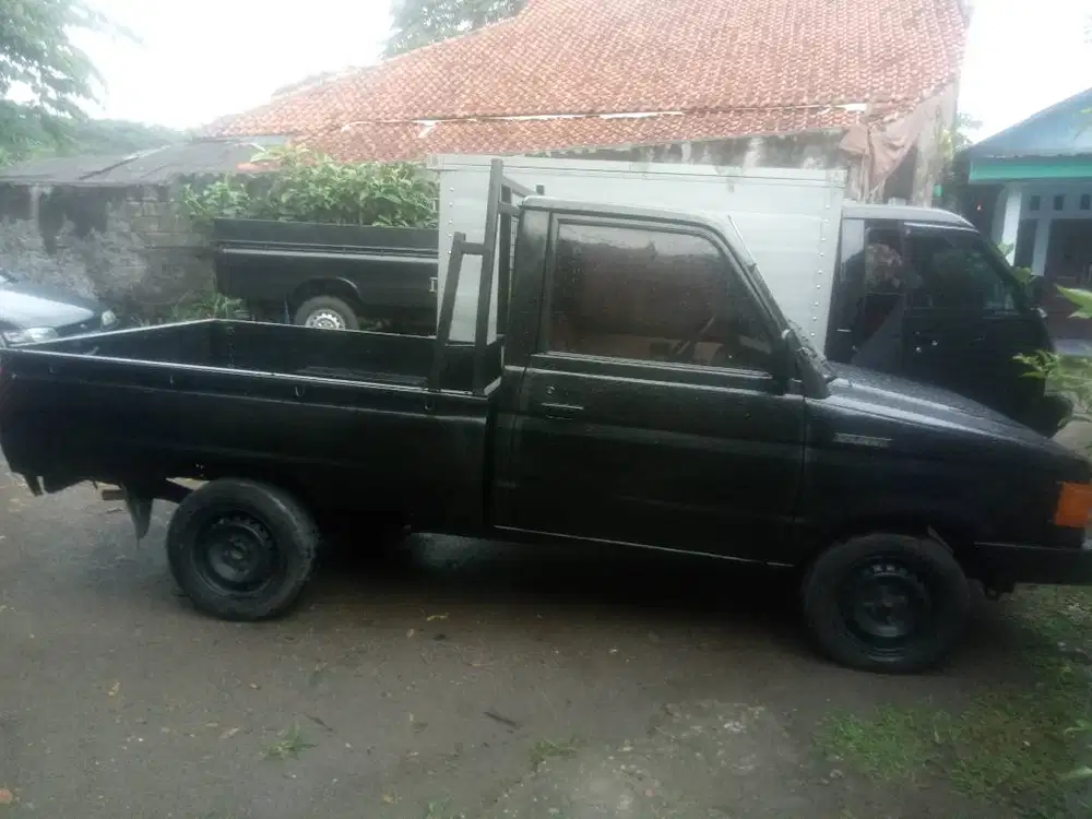 BU - Kijang Pick Up 1.5 thn 1995