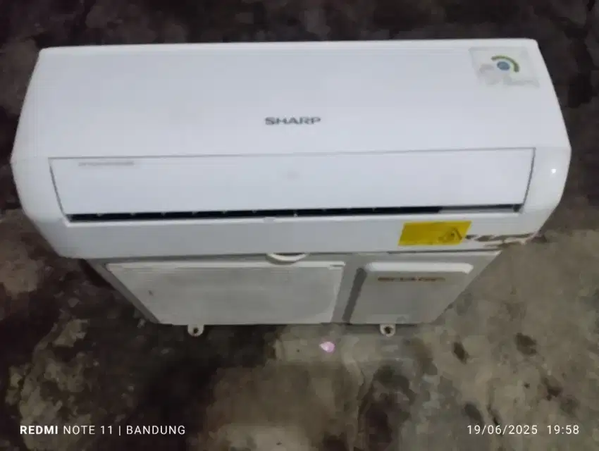Ac bekas sharp R32   1/2pk +pasang Garansi