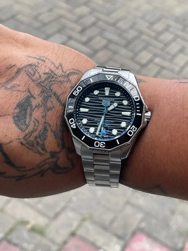 Tag heuer Aquaracer 300m Date