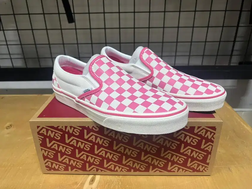 Sepatu Vans Classic Slip-On Sneakers Checkerboard Original