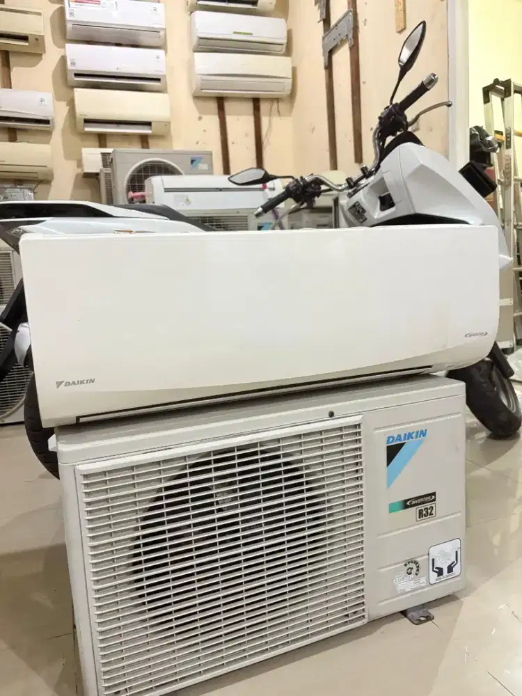 Ac daikin inverter 1pk