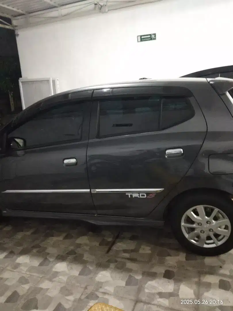 Kaca film mobil