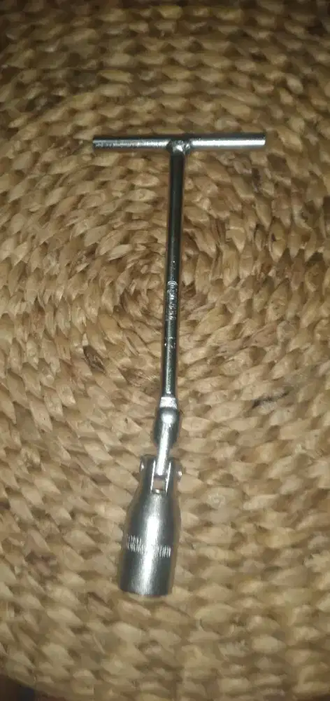 Dijual kunci busi TEKIRO 21 mm