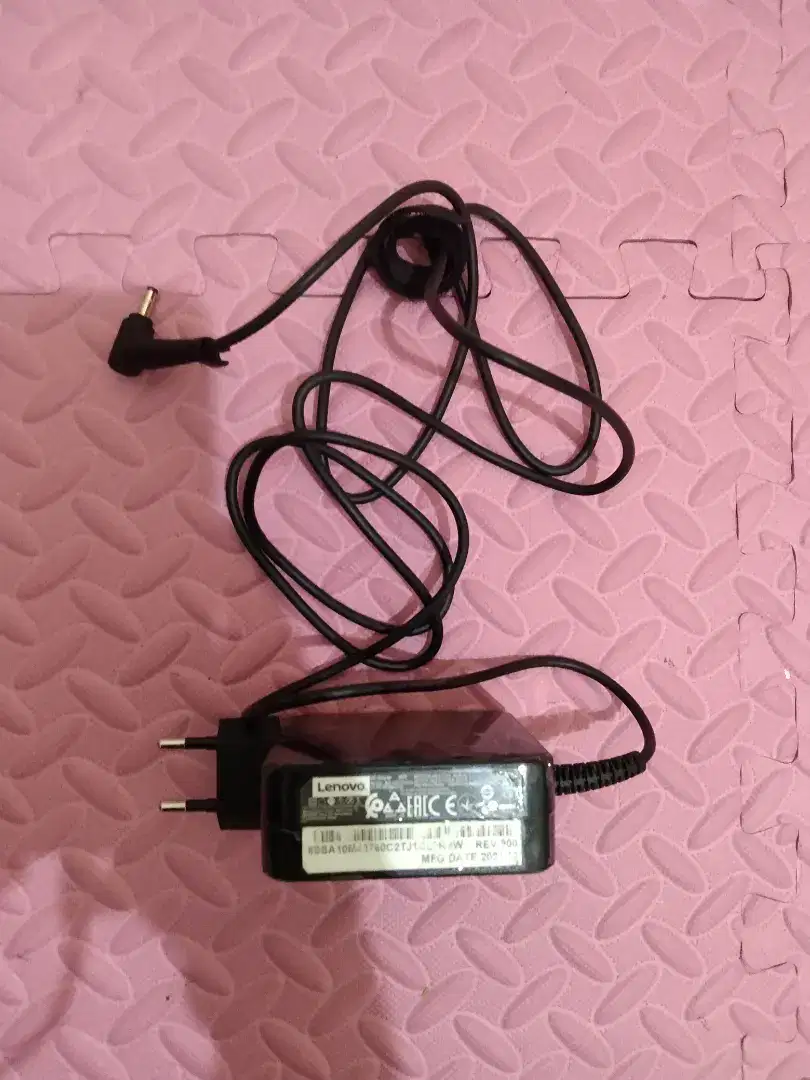 Charger Laptop Lenovo Ideaped