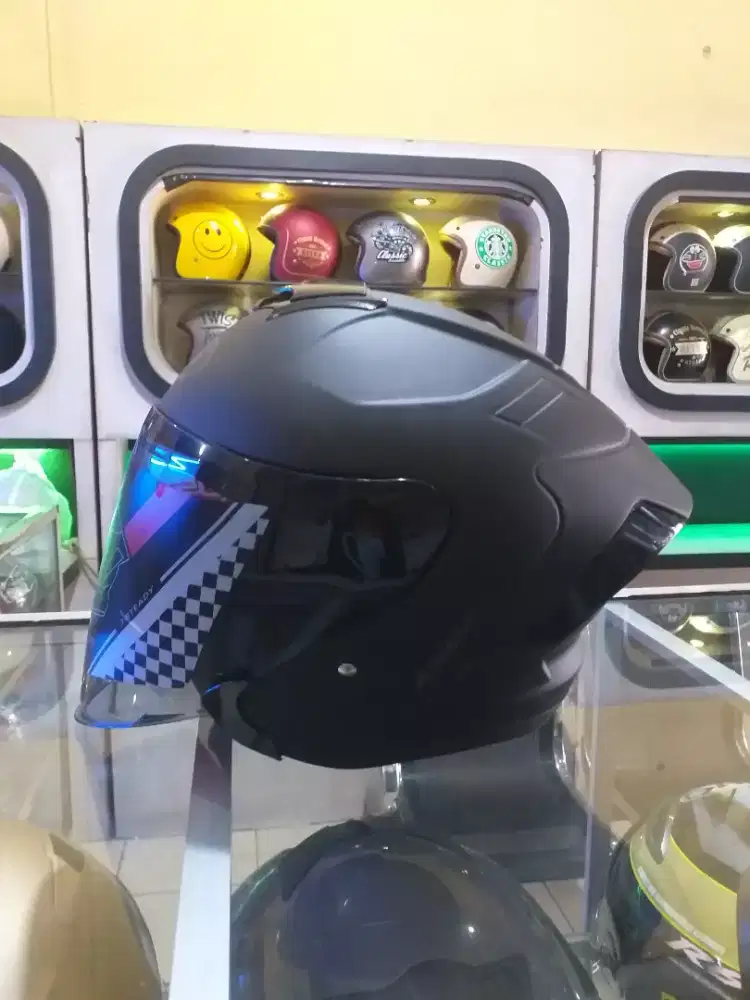 Helm ganteng harga ekonomis