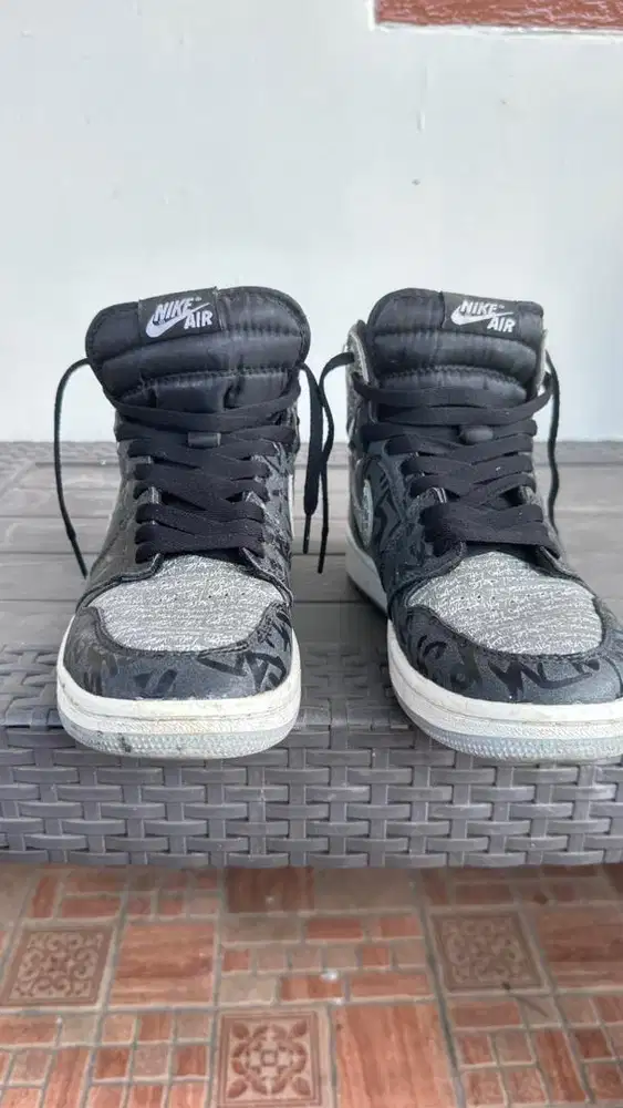 AJ1 High Rebellionaire