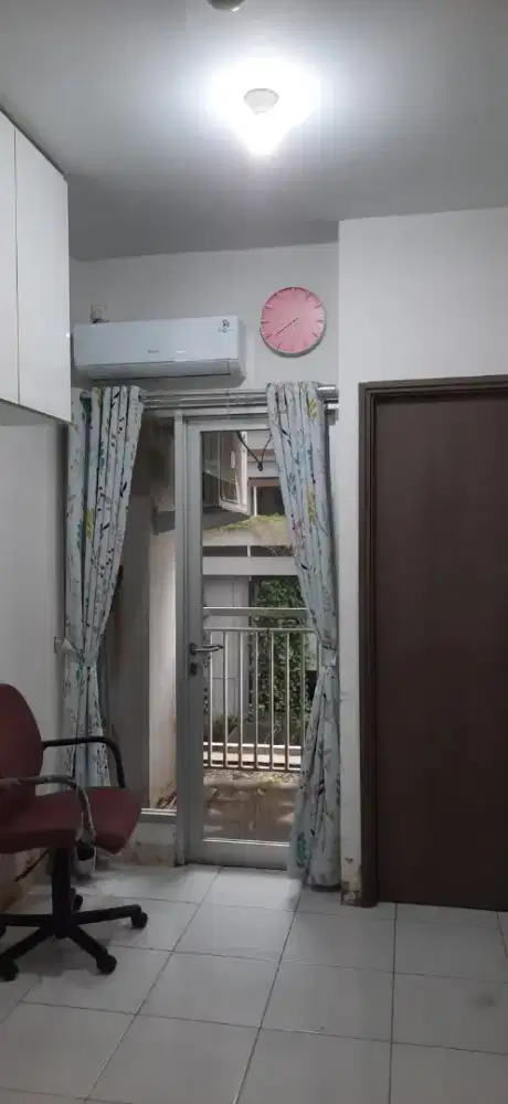 DIJUAL MURAH APARTMENT EMERALD BINTARO 2BR, LANTAI RENDAH IDAMAN