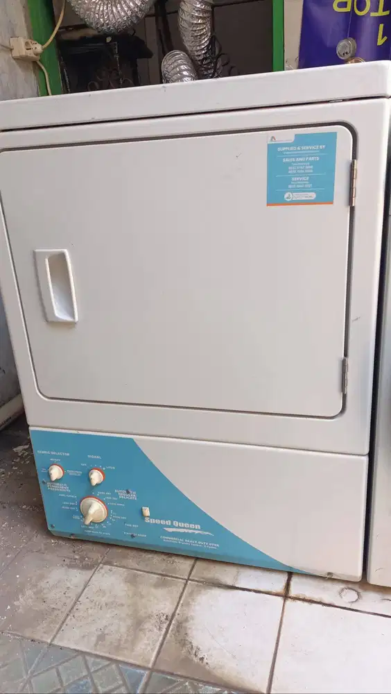 Pengering pakaian (Dryer laundry) Speedqueen 15 kg +regulator gas