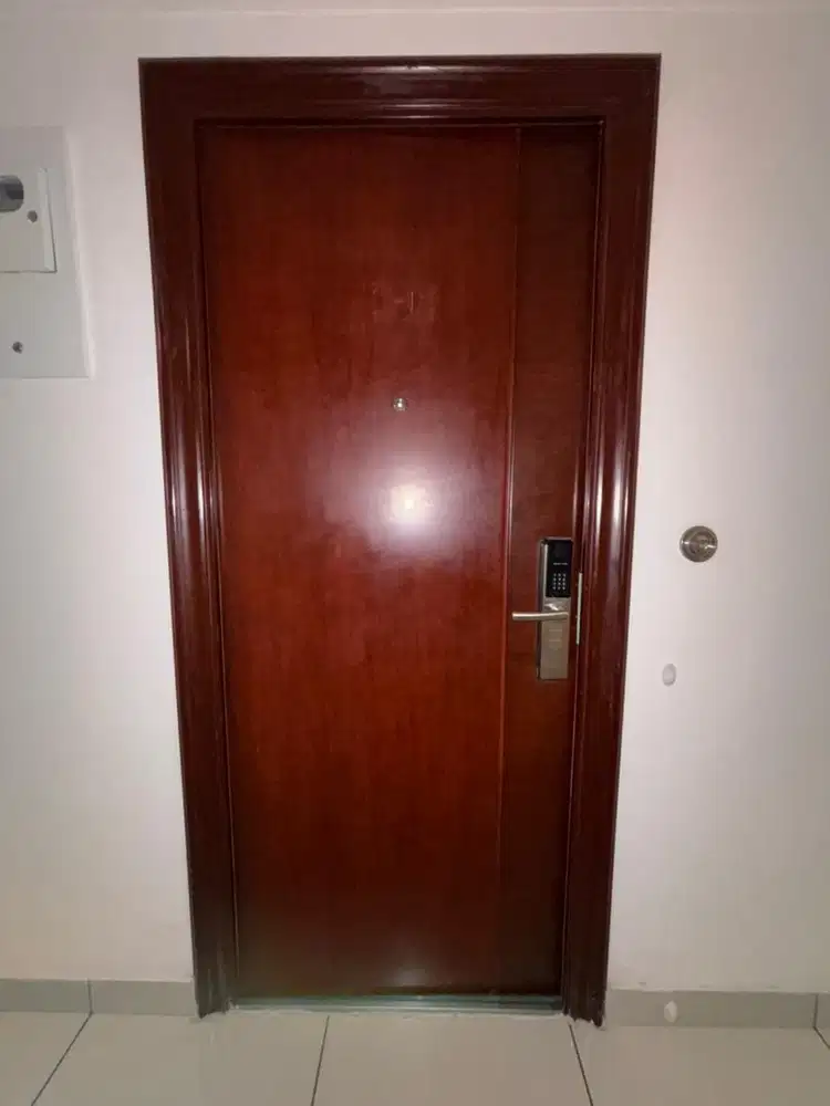 Pintu Baja Rumah ex apartemen sky house