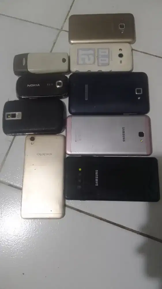 Hp bekas alias hp Samsung dkk hp murah bekas