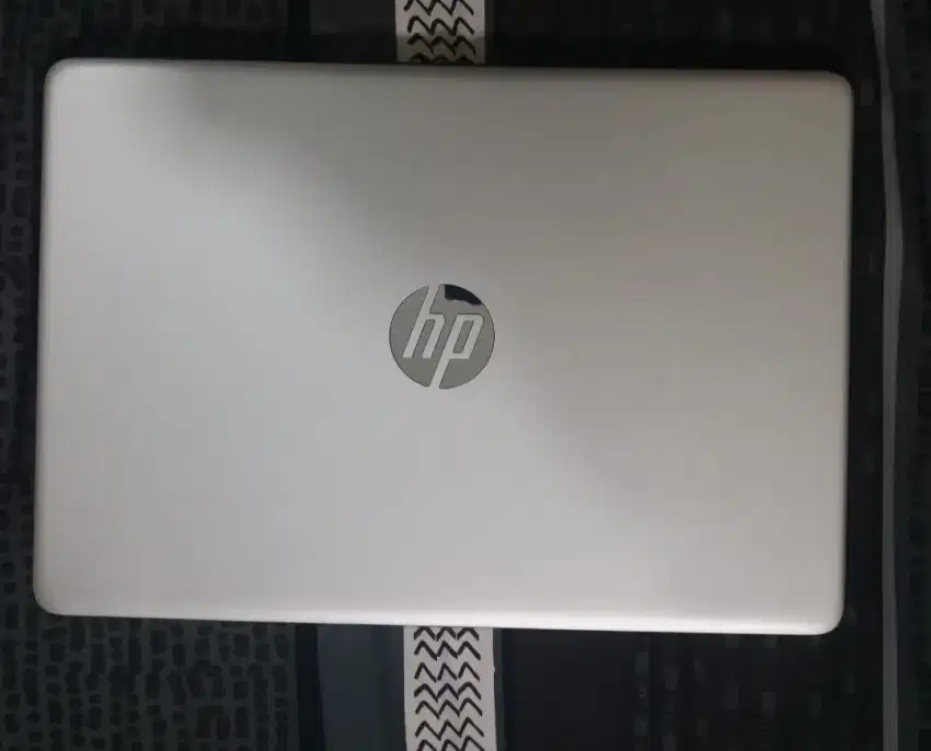 Di jual Hp laptop 14s-cf0xxx kondisi bagus