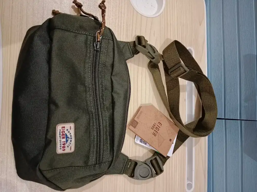 Tas Selempang Merk EIGER DIJAMIN 100% ORIGINAL Army UK.2L 22.5x7x15cm
