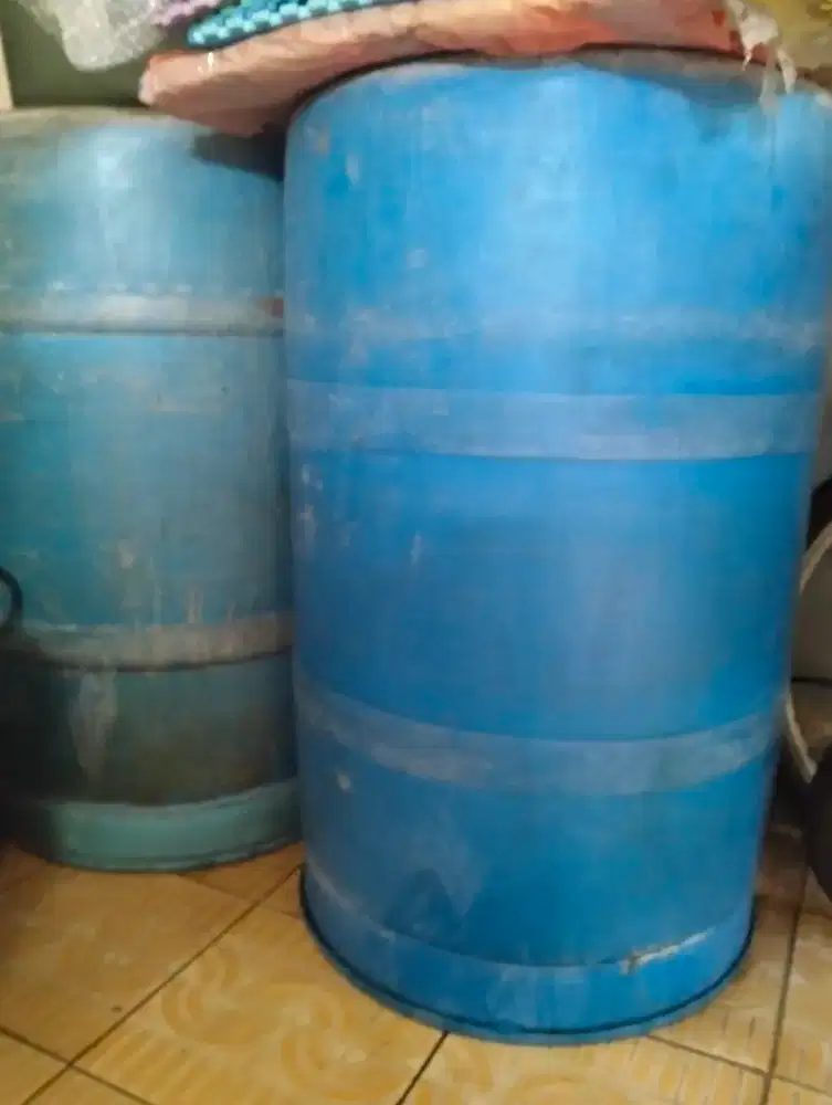 Drum plastik ukuran besar