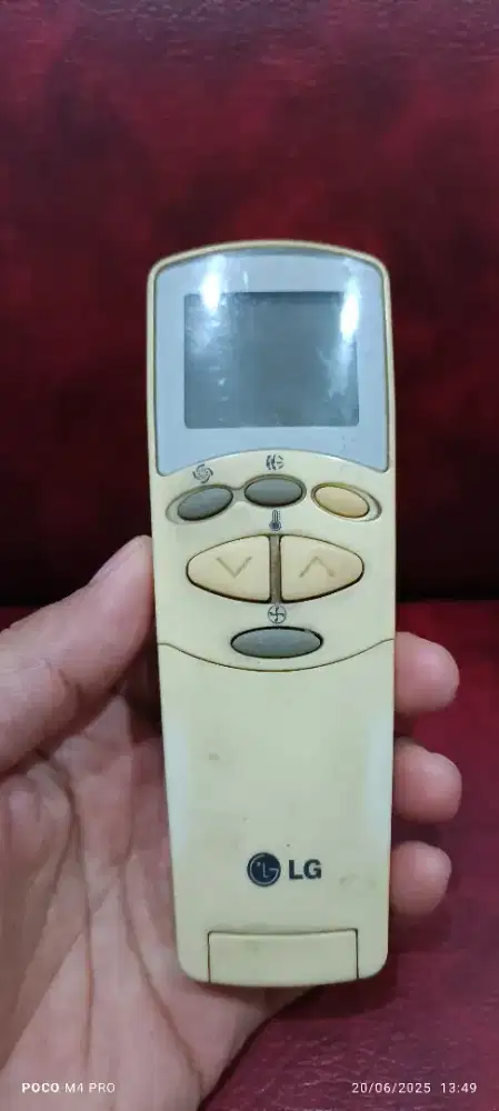 Di jual Remot AC LG seken bekas