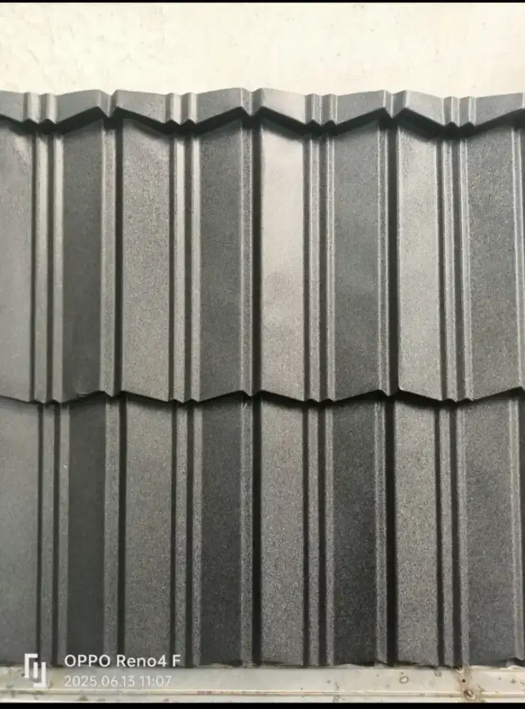 Atap motif jazz warna hitam charcoal