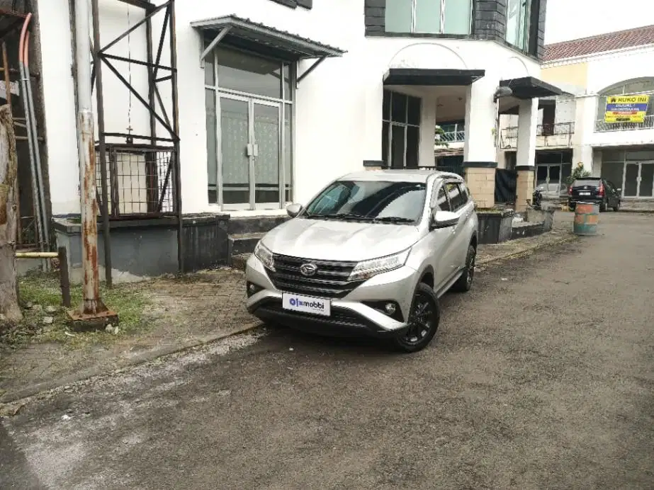 Pajak Panjang - DAIHATSU TERIOS 1.5 X BENSIN M/T 2022 SILVER