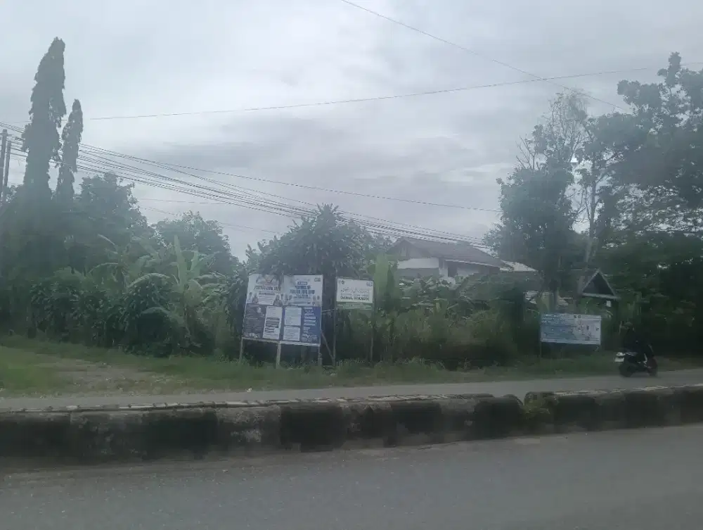 Disewakan tanah luas di pinggir jalan Palam raya banjarbaru