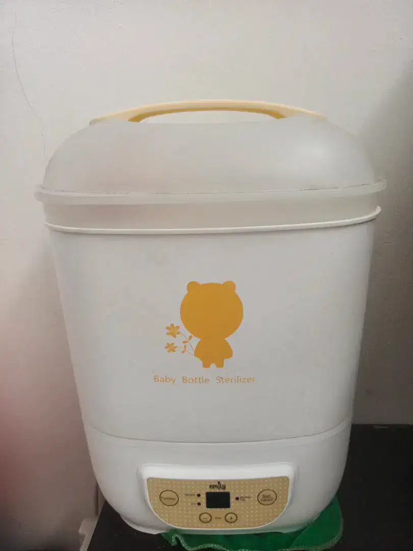 3 in 1 sterilizer, dryer, storage