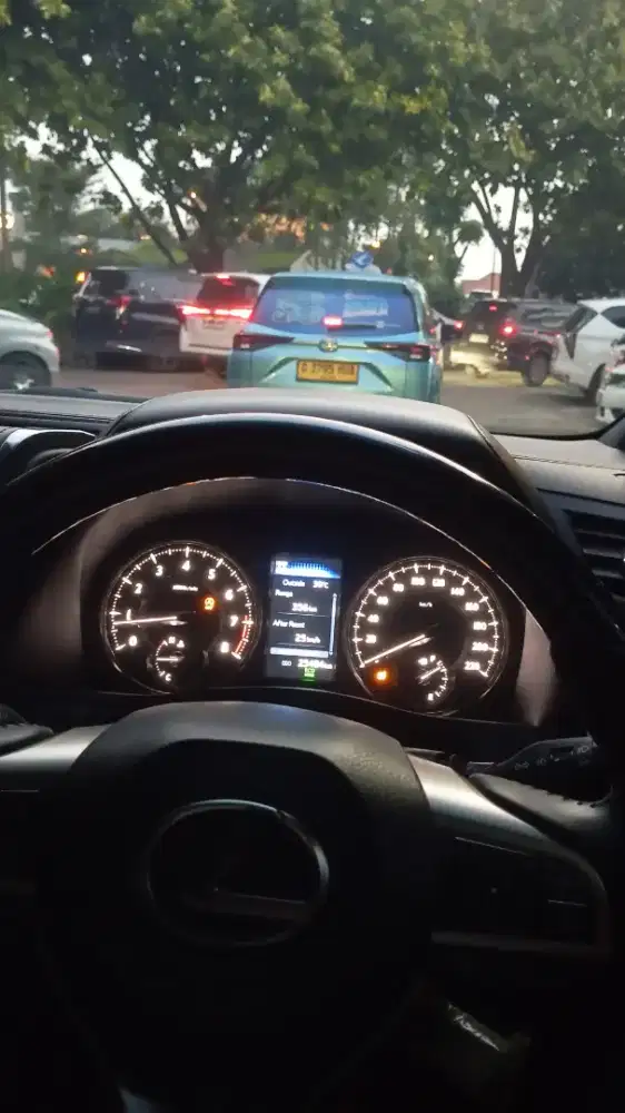 Mencari pekerjaan supir pribadi/kantor