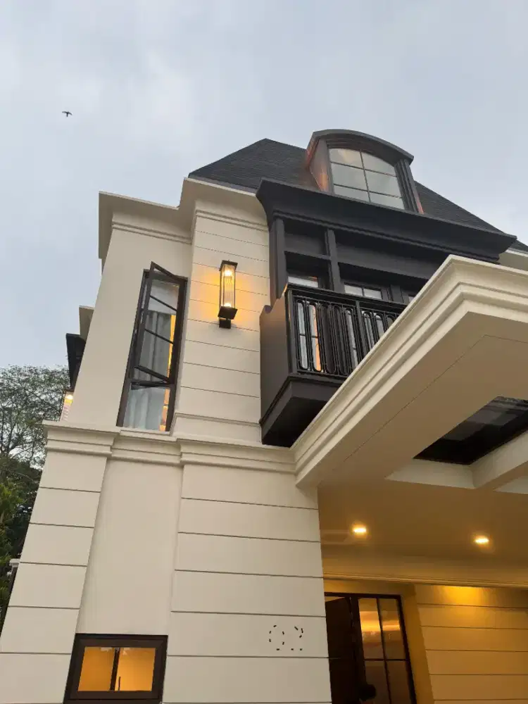 Dijual rumah Eropa, cluster Allegra Lippo cikarang selatan, bekasi