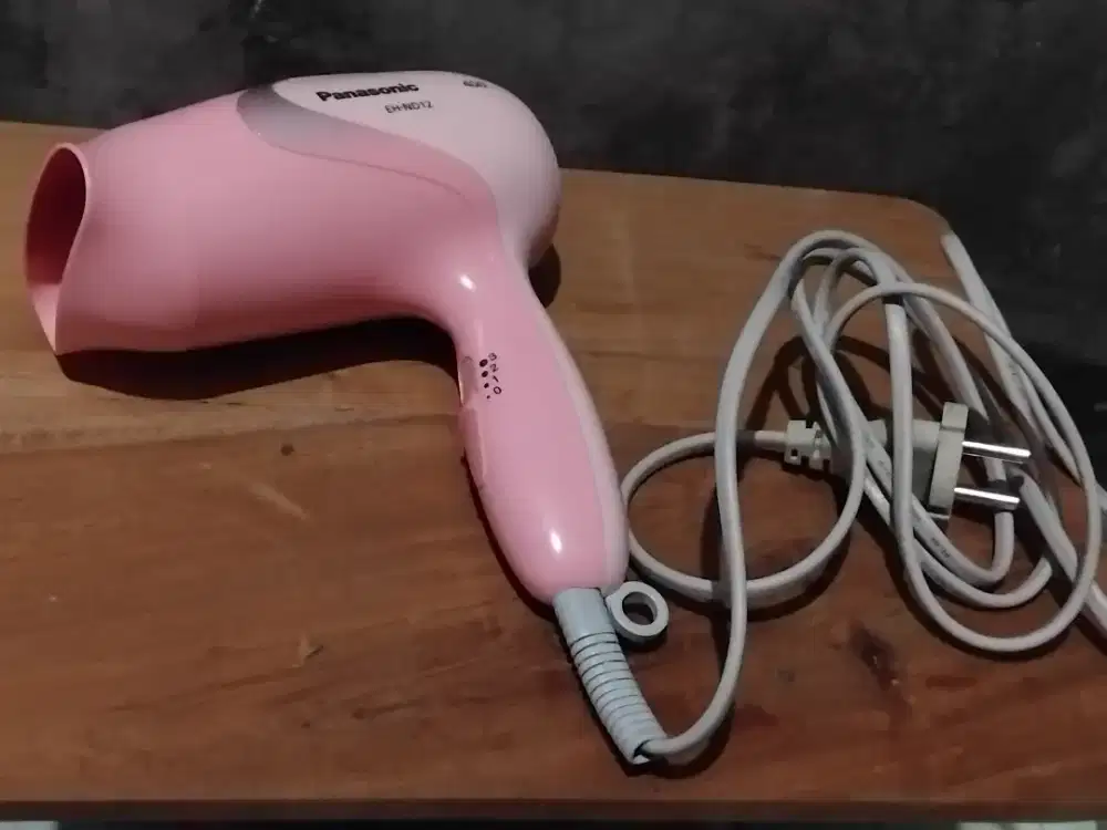 Hair dryer Panasonic model No. EH-ND13 220V ~ 50-60Hz 400W bekas