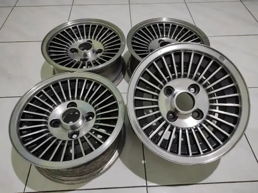 Enkei inoy Japan pcd 114 R13 Magetan kota