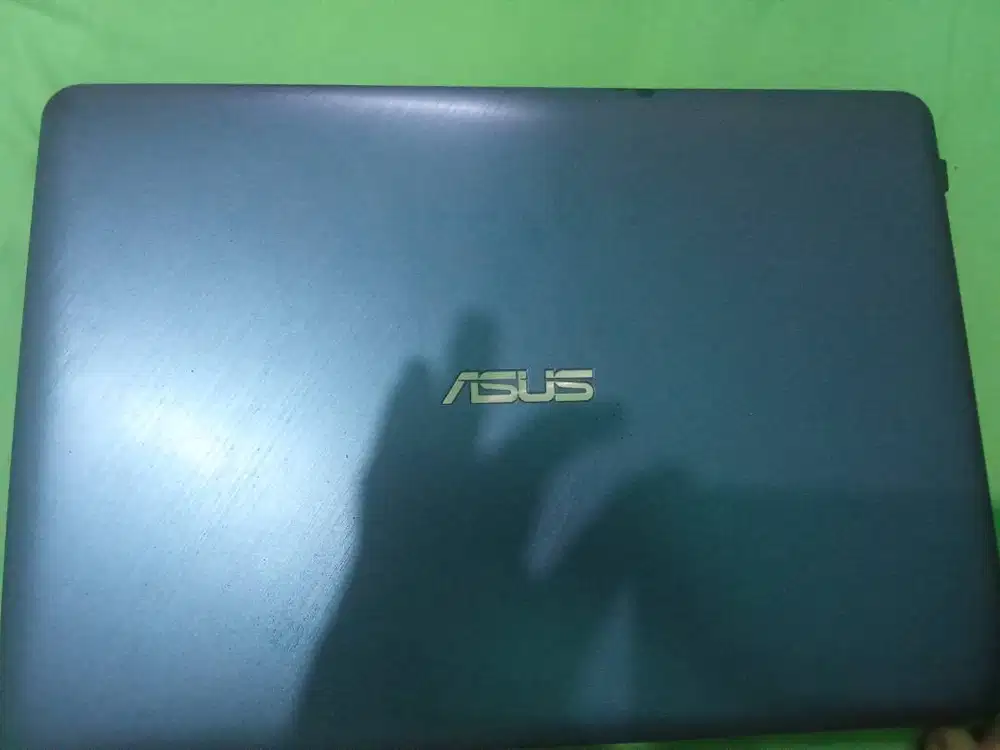 Laptop Asus AMD A4 9125 Radeon