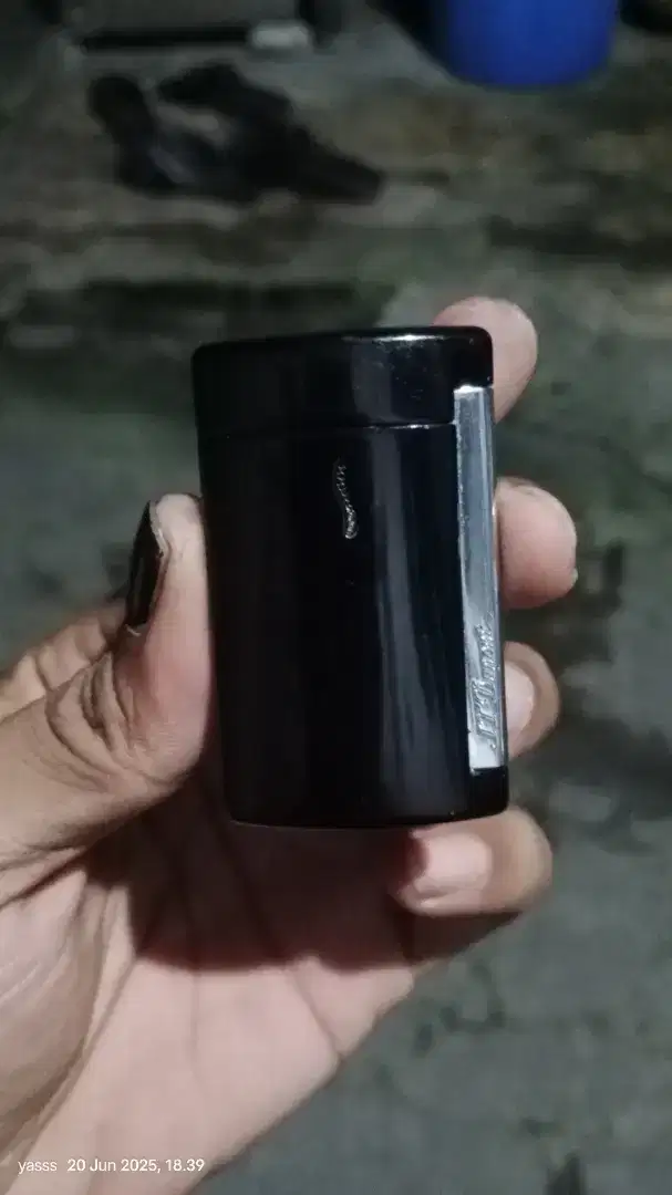 Korek api dupont