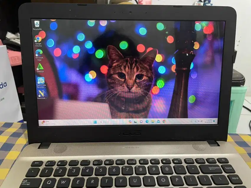 Laptop Asus vivobook
