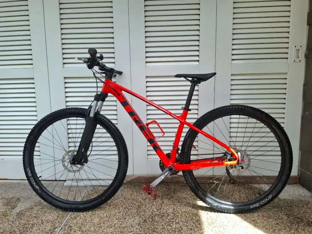 TREK Marlin 6 Sepeda Gunung