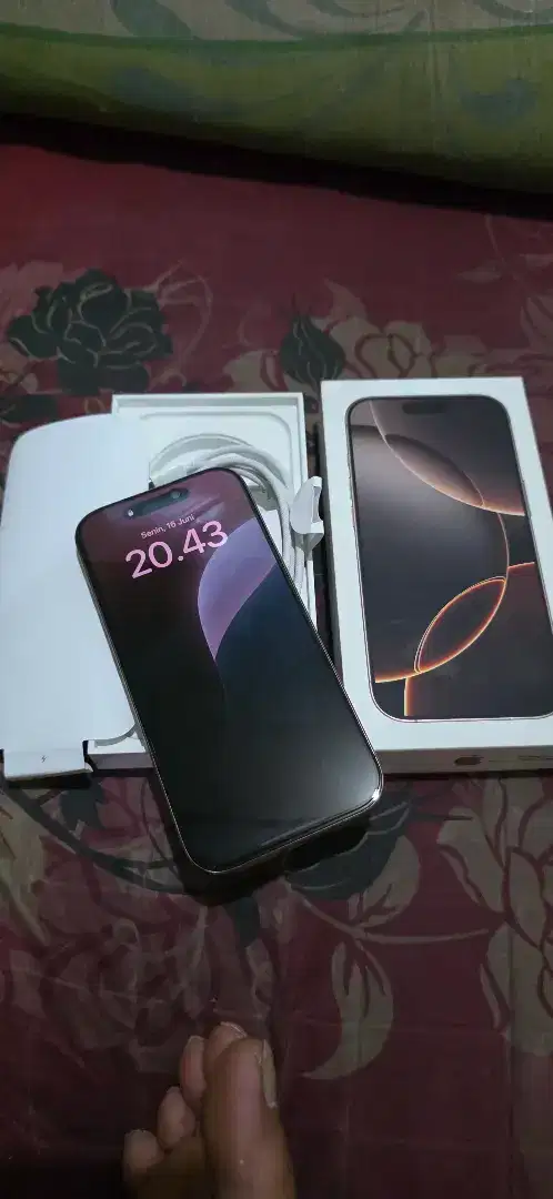 Iphone 16 pro 256GB resmi ibox