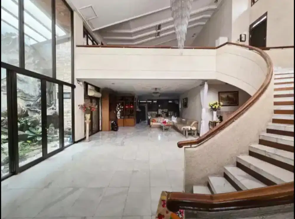 Sewa BU cepat --bangunan rumah usaha kantor Kertajaya indah