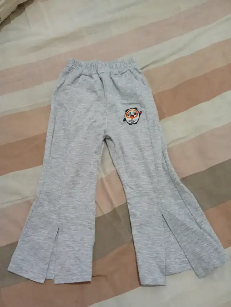 Di jual celana kodorai anak. bahan bagus