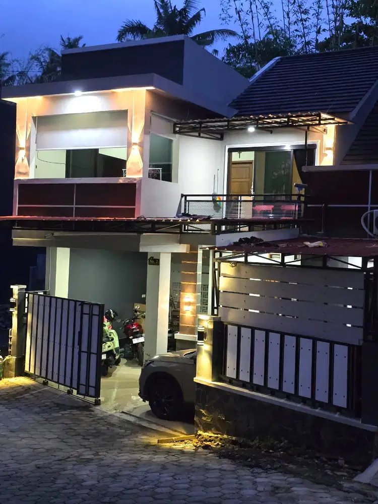 Rumah Mewah Bonus Furniture dekat Pasar Cebongan