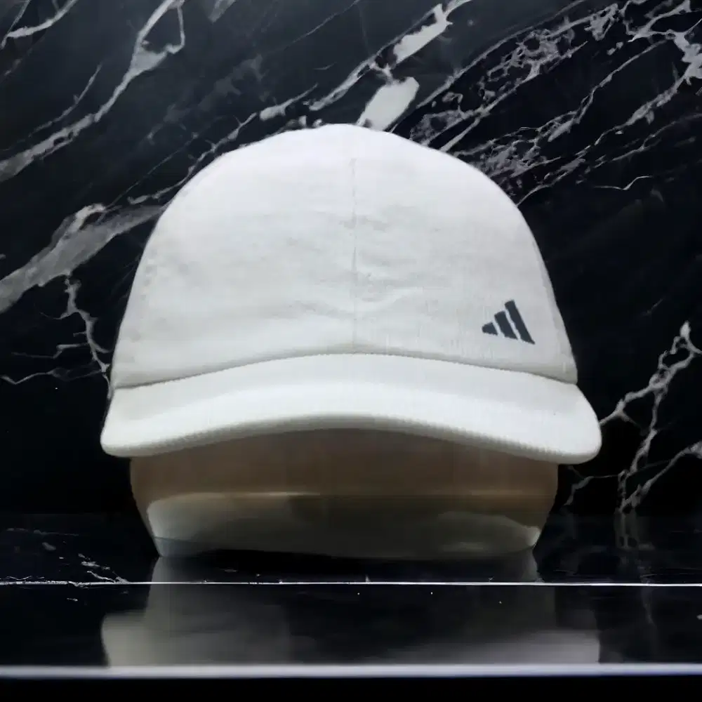 Topi Adidas Corduray Vintage