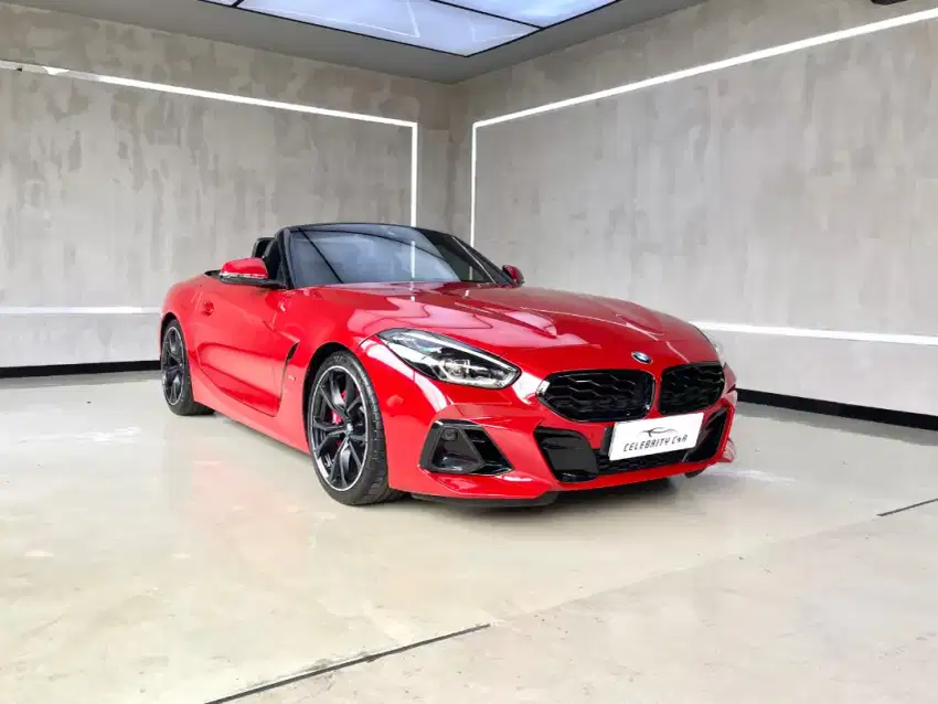 BMW Z4 M40i Convertible San Francisco Red