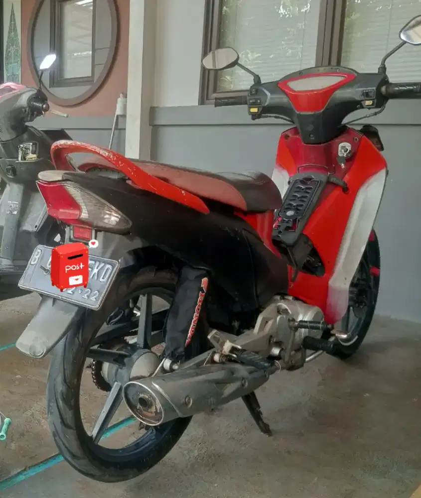 Honda Supra 125 D Tahun 2007 warna hitam merah