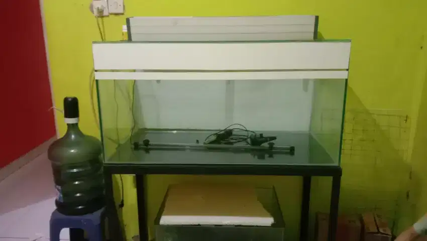 Dijual aquarium lengkap