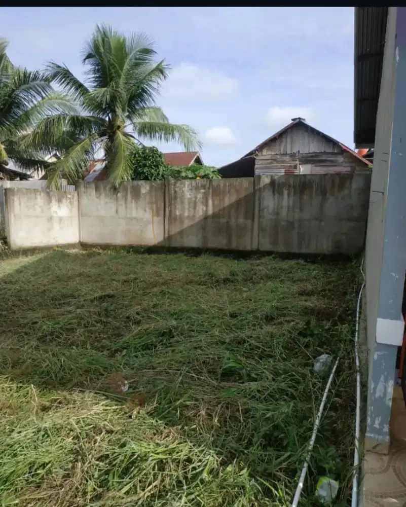 Dijual cepat harga nego tanah dan kontrakan 300 M²/disewakan bedeng.