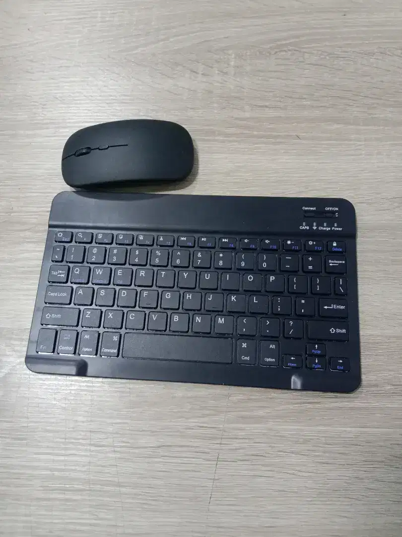 KEYBOARD DAN MOUSE WIRELESS