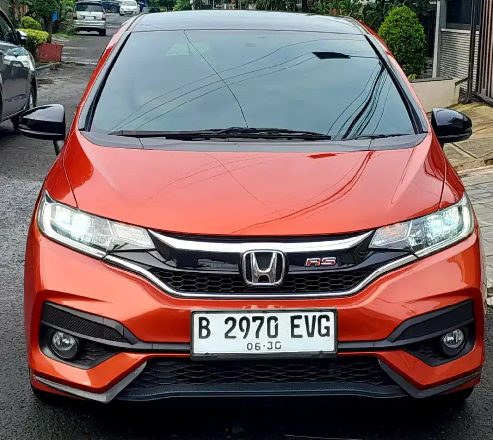 HONDA JAZZ RS AT 2020 KM 31 RIBU