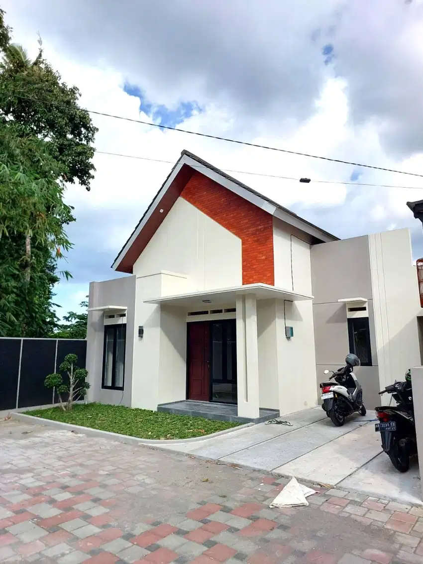Rumah Baru Desain Cakep di Wedomartani