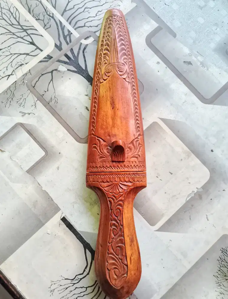 Tombak sepuh peninggalan